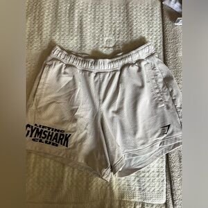 LAST DAY white gymshark shorts